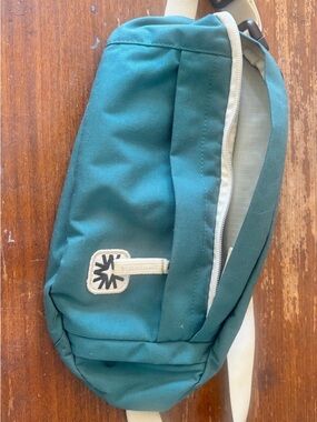 Walker Family Goods Teal Crossbody Sling Bag with White Trim